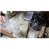 Image 1 : 2 PACKS OF WOOL YARN