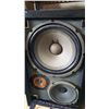 Image 3 : WISDON ENG. BROS MADE IN VANCOUVER SPEAKERS