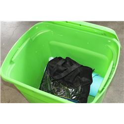NEW TRUCK BED CARGO NET AND GREEN TOTE WITH LID