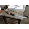 Image 3 : CABELAS YOUTH BOW, 2 ARROWS AND FOAM TARGET