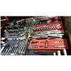 Image 40 : SHOP / TOOLS/ SOME POWER EQ
