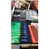 Image 42 : SHOP / TOOLS/ SOME POWER EQ