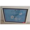 Image 1 : Framed Art - White Hibiscus 37 x 27