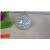 Image 2 : Qty 3 Decorative Glass Vases, Glass Beads, Faux Daisies