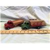 Image 1 : GR OF 2 RAIL TRUCKS, W / WOOD LOAD