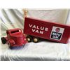 Image 2 : MINNI TOY, VALUE VAN, CANADIAN PACKERS, MAPLE LEAF