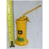 Image 1 : JOHN DEERE MINI OILER