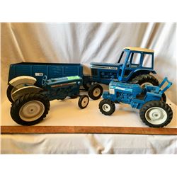 GR OF 4, FORD, FARM TOYS, TRACTORS & WAGON