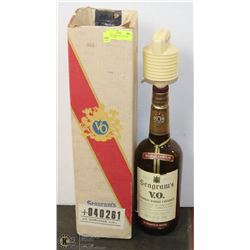 VINTAGE SEAGRAMS BOTTLE & ORIGINAL BOX.