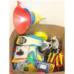 LOT OF ASSORTED TOOLS