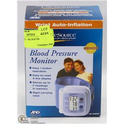 LIFE SOURCE - BLOOD PRESSURE MONITOR