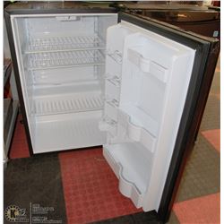 BLACK DANBY DESIGNER BAR FRIDGE