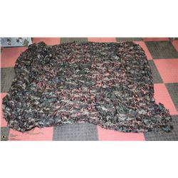LARGE SIZE CAMOUFLAGE BLIND MATERIAL, WILL COVER