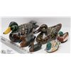 Image 1 : FLAT OF 6 LARGE/SMALL DECOY DUCKS