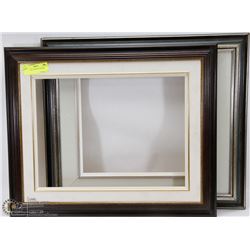 PAIR OF OIL PAINTING FRAMES