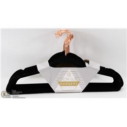 18 PACK OF BLACK NON SLIP HANGERS