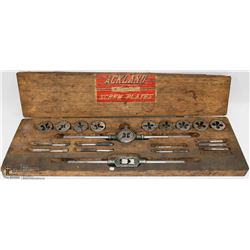 ANTIQUE US MADE TAP AND DIE SET IN BOX