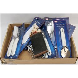 LARGE FLAT OF KITCHEN ITEMS