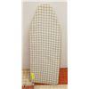 Image 1 : TABLE TOP IRONING BOARD