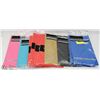 Image 1 : LOT OF 15 ASSORTED COLORED PLASTIC TABLE COVERINGS