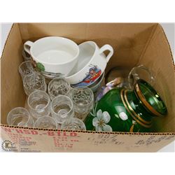 BOX OF PINWHEEL AND CAMPBELL COLLECTIBLES