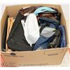 Image 1 : BOX OF PURSES