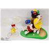 Image 1 : FLAT WITH M&M GOLF DISPENSER & SERVING DISH