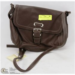 ESSENTIAL ELEMENTS BROWN PURSE.