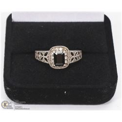 LADIES FILIGREE DESIGN 925 SILVER GEMSTONE RING