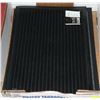 Image 1 : FLAT OF 8 BRAND NEW FLOOR MATS, ANTI SKID 23"X16"