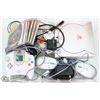 Image 1 : TOTE WITH SEGA DREAMCAST CONSOLE AND MORE