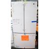 Image 1 : GE WHITE BOTTOM FREEZER DOUBLE DOOR FRIDGE.