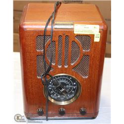 VINTAGE THOMAS EDISON COLLECTORS EDITION RADIO