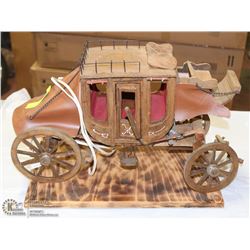 VINTAGE WOOD STAGE COACH LAMP