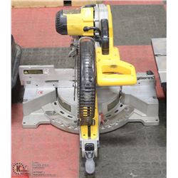 DEWALT SLIDING MITRE SAW