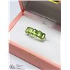 Image 2 : 8) 10KT GOLD PERIDOT RING