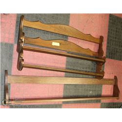 GROUP OF 3 WOOD WALL MOUNT PLATE STANDS