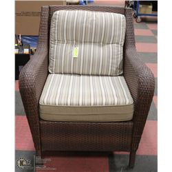 LARGE WICKER PATIO CHAIR.
