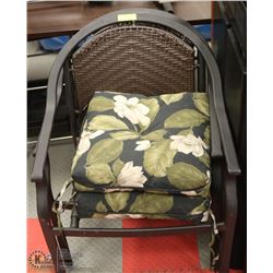 LOT OF 2 PATIO CHAIRS WITH CUSHIONS