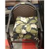 Image 1 : LOT OF 2 PATIO CHAIRS WITH CUSHIONS