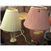 Image 1 : LOT OF 2 TABLE LAMPS