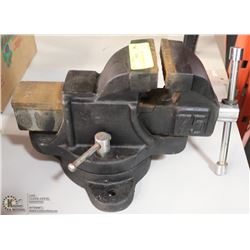 3.5" BLACK SWIVEL VISE