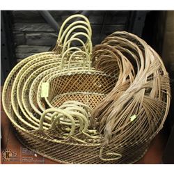 LOT OF ASSORTED WICKER BASKETS