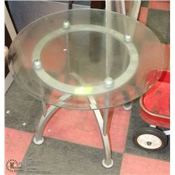METAL AND ROUND GLASS END TABLE