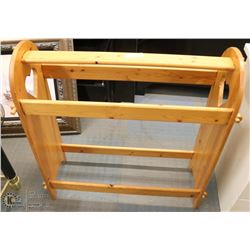 WOODEN BLANKET HOLDER