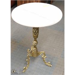 VINTAGE 3 FOOTED BRASS & MARBLE SIDE TABLE -