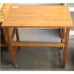 SOLID TEAK WOOD SIDE TABLE
