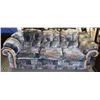 Image 1 : COLORFUL PATTERN COUCH.