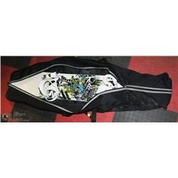 SNOWBOARD WITH BINDINGS AND BAG