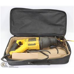 DEWALT DWE 305 RECIPROCATING SAW